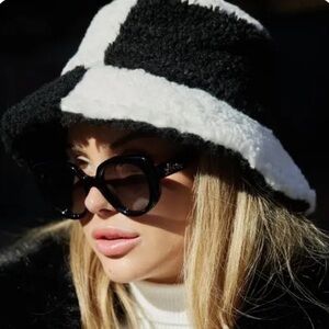 jocelyn Monochrome Fuzzy Panel Bucket Hat